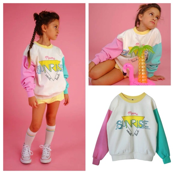 Bandy Button pastel crew neck sweatshirt rare Walls 80’s vibes unisex kids 8/9
